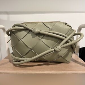 Bottega Veneta Lambskin Maxi Intreccio Small Cassette Camera Bag Travertine